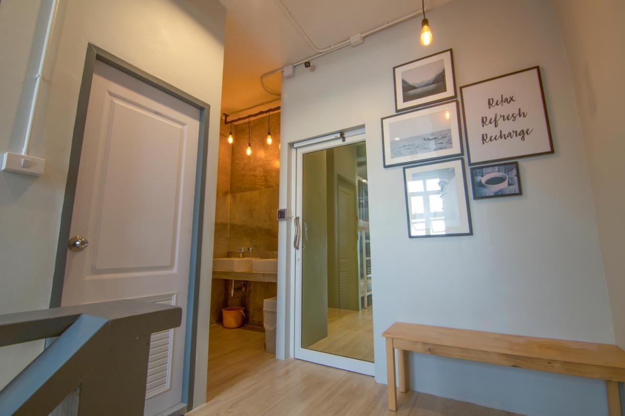 Ekanake Hostel Bangkok Ngoại thất bức ảnh